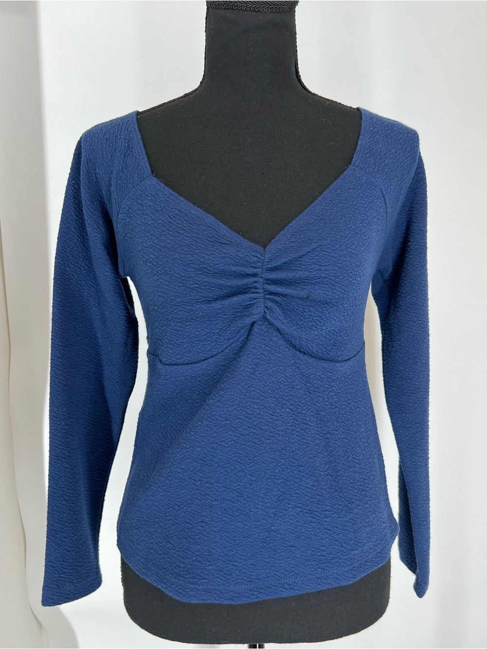 Anthropologie Maeve Navy Ruched V-Neck Long-Sleeve Top‎